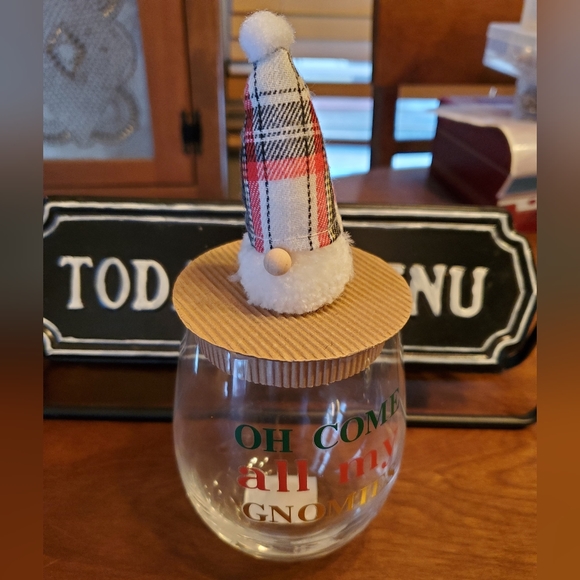 Mud Pie OH Come Gnome Christmas Wine Glass Set 3 - Picture 5 of 8